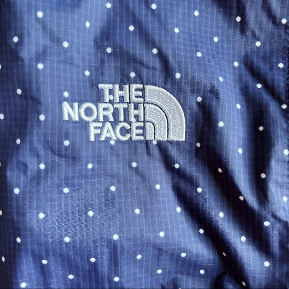 THE NORTH FACE Hooded Windbreaker Jacket Size XS in Polka Dot Navy Blue - Picture 14 of 14